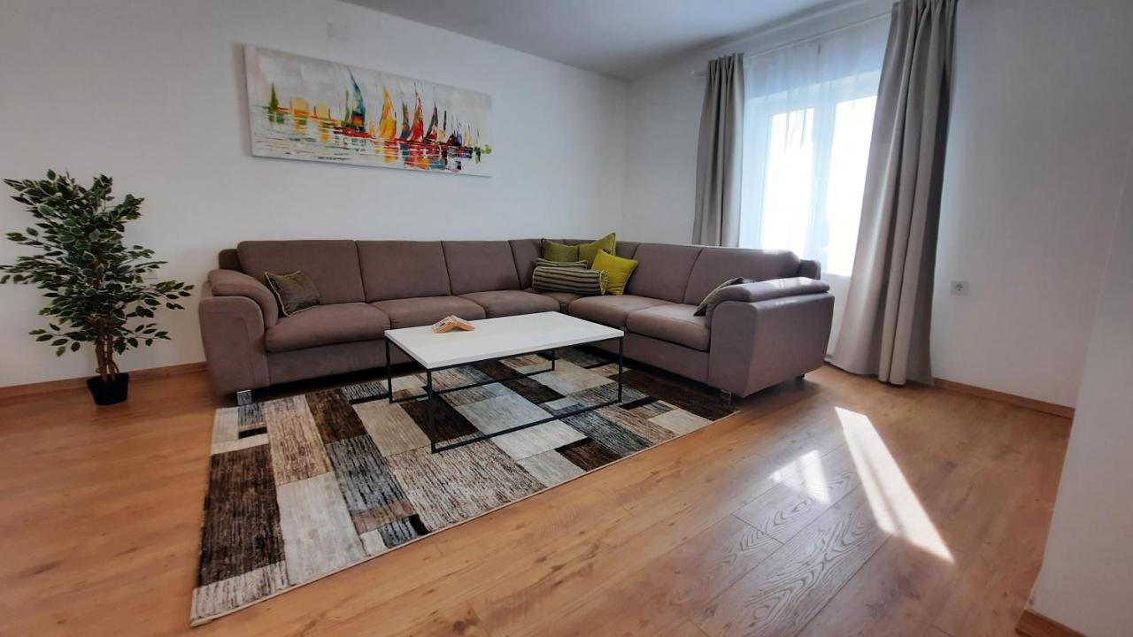 Apartman Ela Donji Rukavac Exterior photo