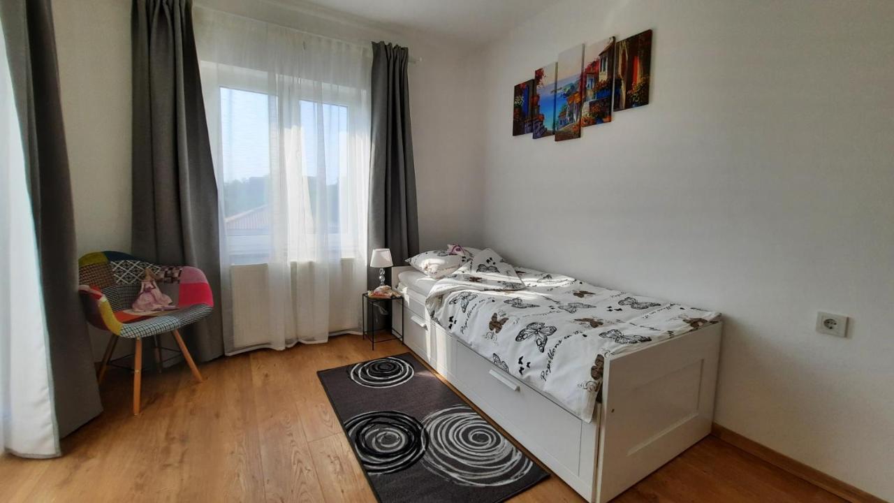 Apartman Ela Donji Rukavac Exterior photo