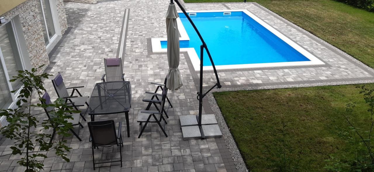 Apartman Ela Donji Rukavac Exterior photo